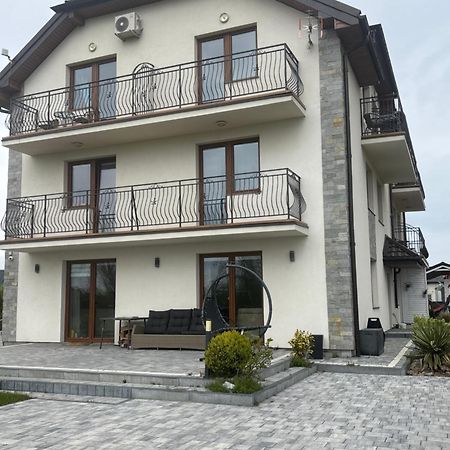Villa Laguna Рева Екстериор снимка